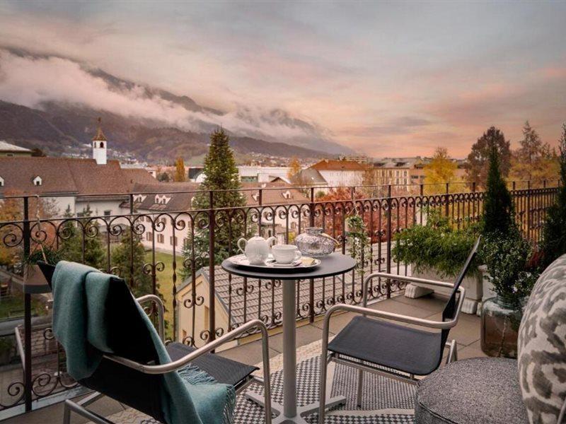 Hotel Schwarzer Adler Innsbruck Esterno foto
